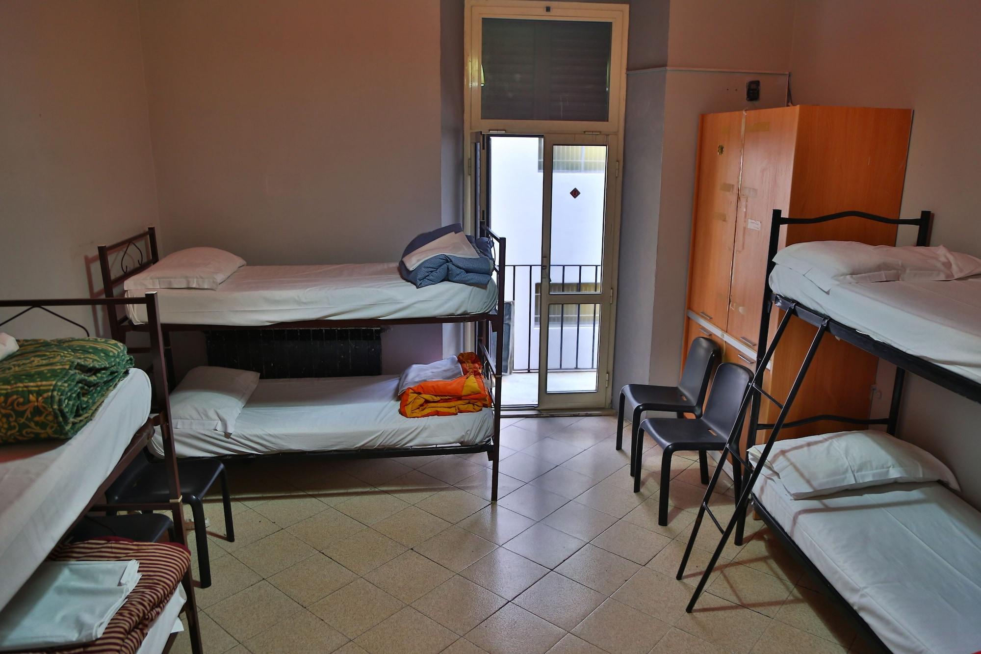 M&J Place Hostel Rom Eksteriør billede